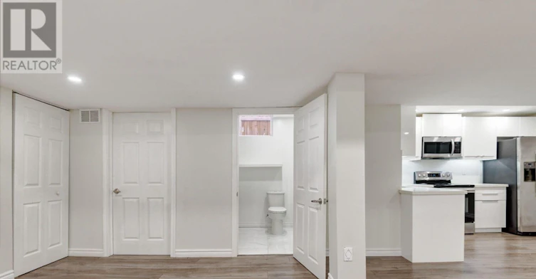 LOWER-41 Greenview Circle, Vaughan, ON, L6A 0B5 - 18