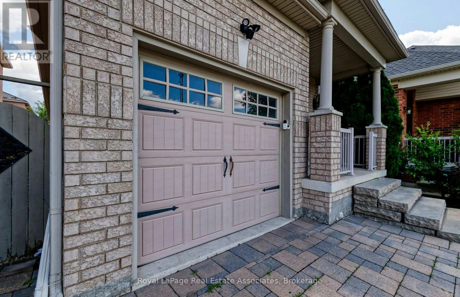 LOWER-41 Greenview Circle, Vaughan, ON, L6A 0B5 - 2