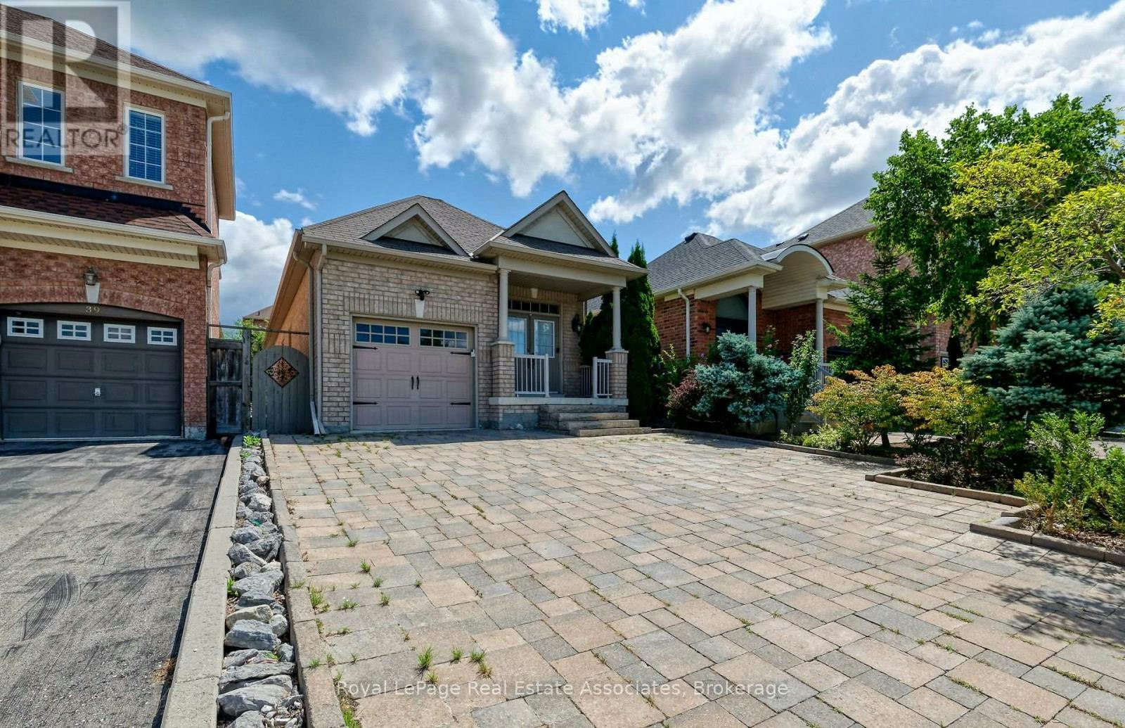 LOWER-41 Greenview Circle, Vaughan, ON, L6A 0B5