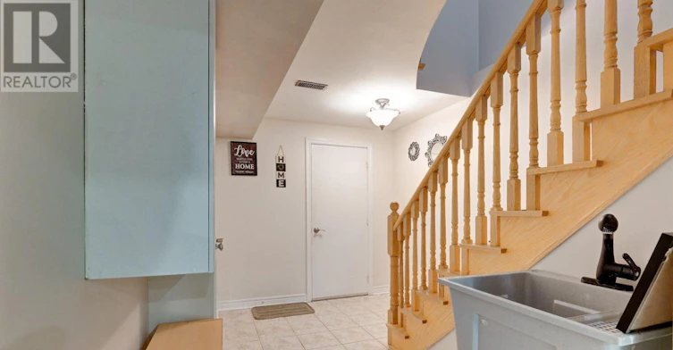 LOWER-41 Greenview Circle, Vaughan, ON, L6A 0B5 - 6