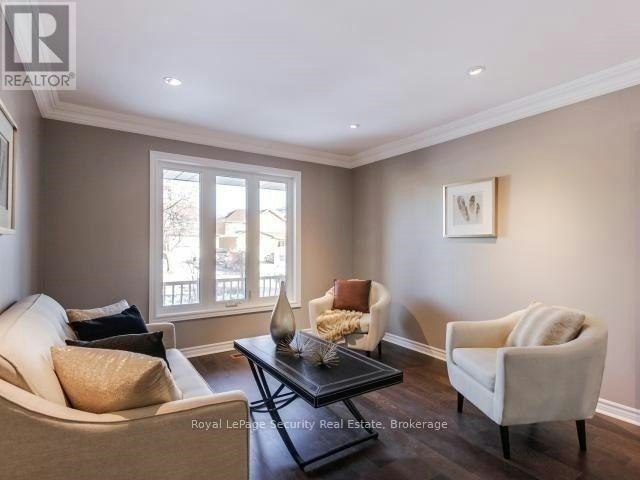76 Dante Court, Vaughan, ON, L4L 7X4 3