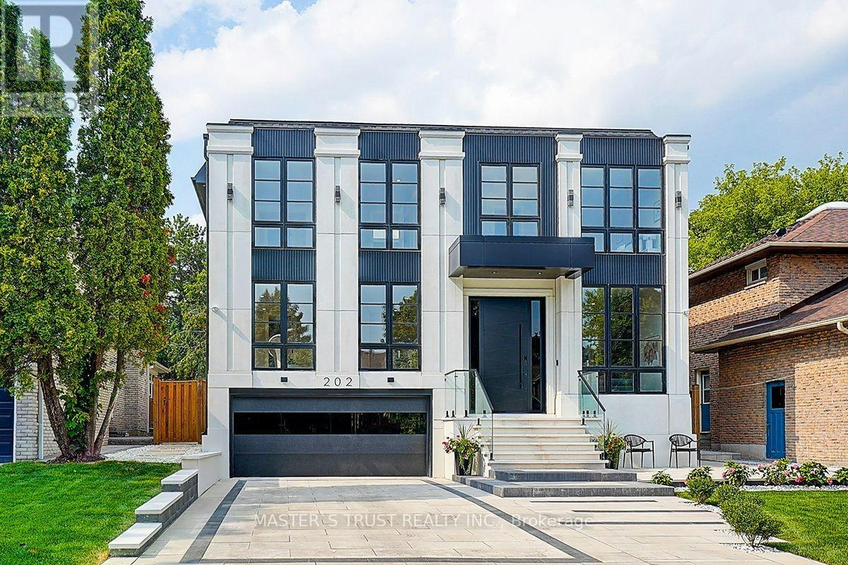 202 Carlton Road, Markham, ON, L3R 3L8