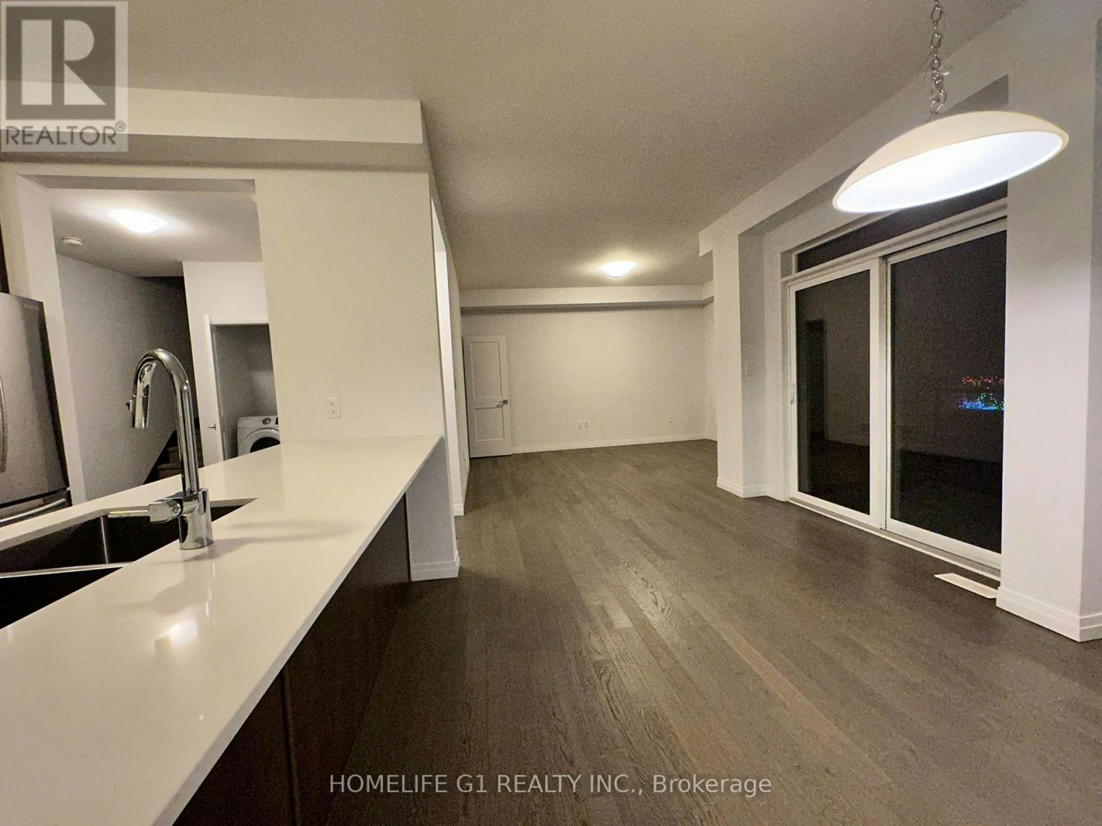 80-30 Times Square Boulevard, Hamilton, ON, L8J 0L8 - 16