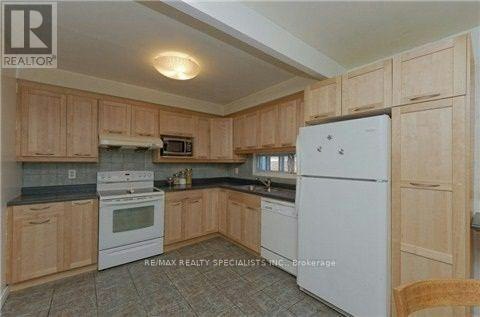 UPPER-290 Mcnicoll Avenue, Toronto, ON, M2H 2C7 - 5
