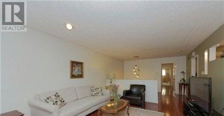 UPPER-290 Mcnicoll Avenue, Toronto, ON, M2H 2C7 - 2