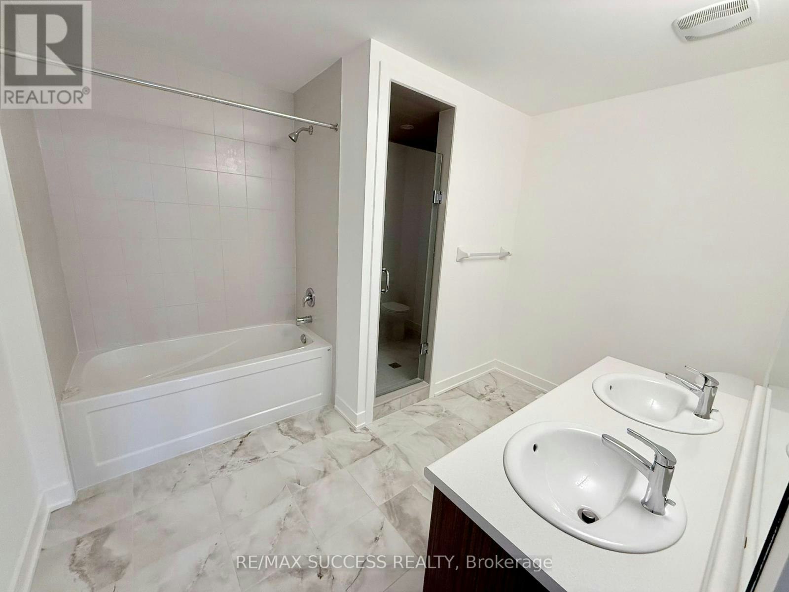 95 Flan Boulevard, Barrie, ON, L9J 0E1 - 6