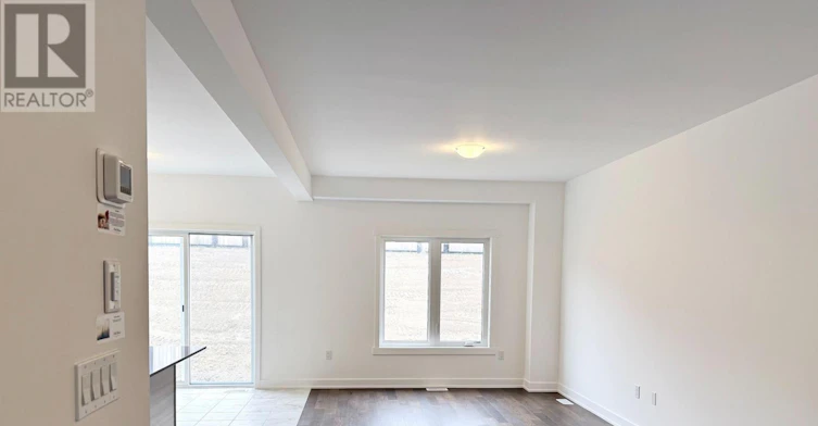 95 Flan Boulevard, Barrie, ON, L9J 0E1 - 4