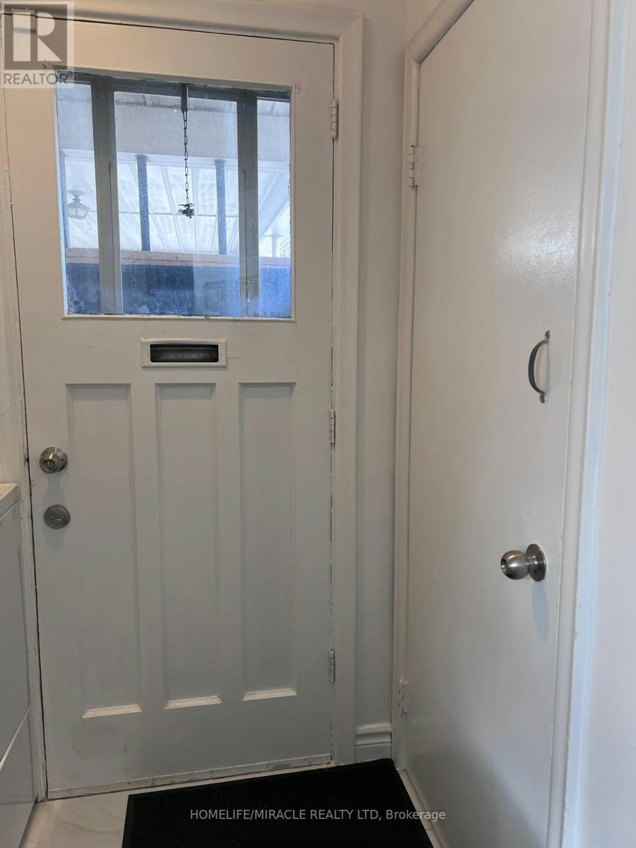 51 Oakworth Crescent, Toronto, ON, M1K 3T7 - 7