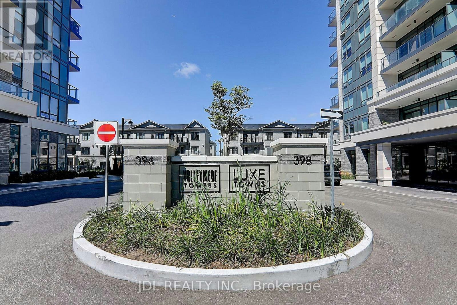 303-398 7 Highway Street E, Richmond Hill, ON, L4B 0G7 - 6