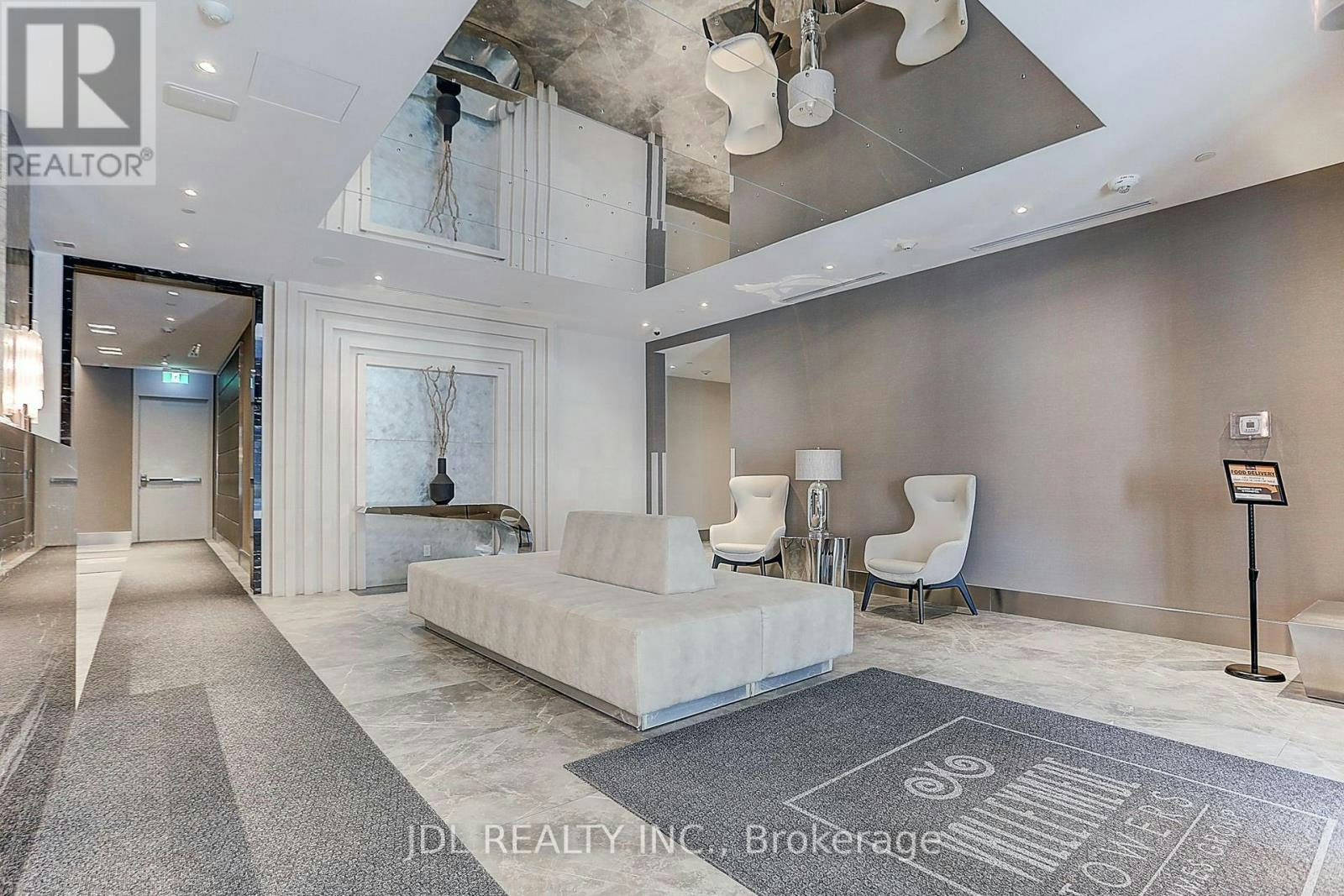 303-398 7 Highway Street E, Richmond Hill, ON, L4B 0G7 - 4