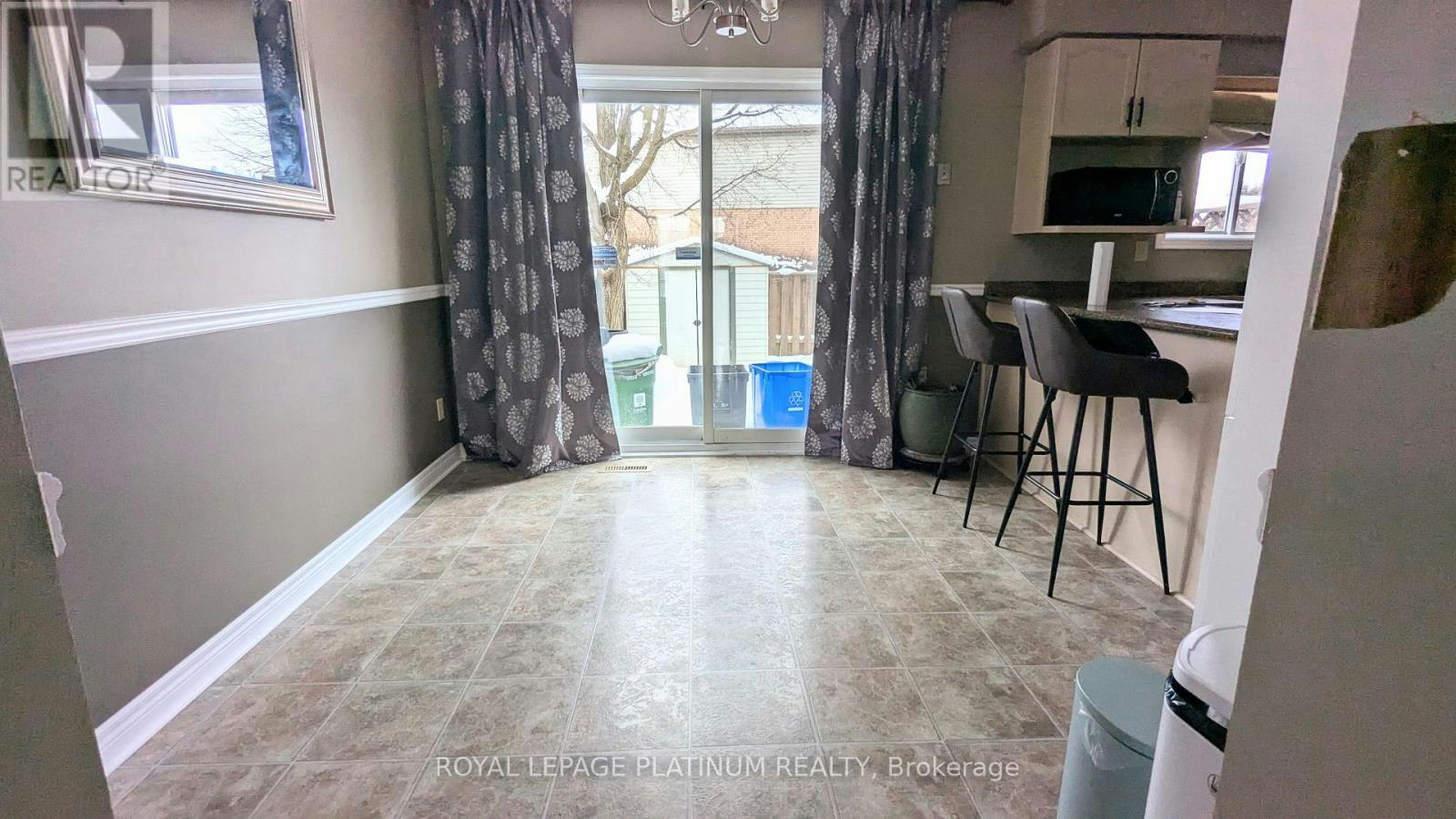 1914 Marconi Boulevard, London, ON, N5V 4T5 - 6