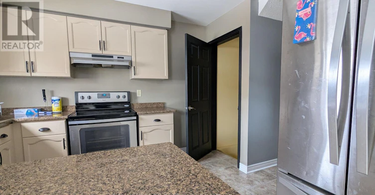 1914 Marconi Boulevard, London, ON, N5V 4T5 - 5