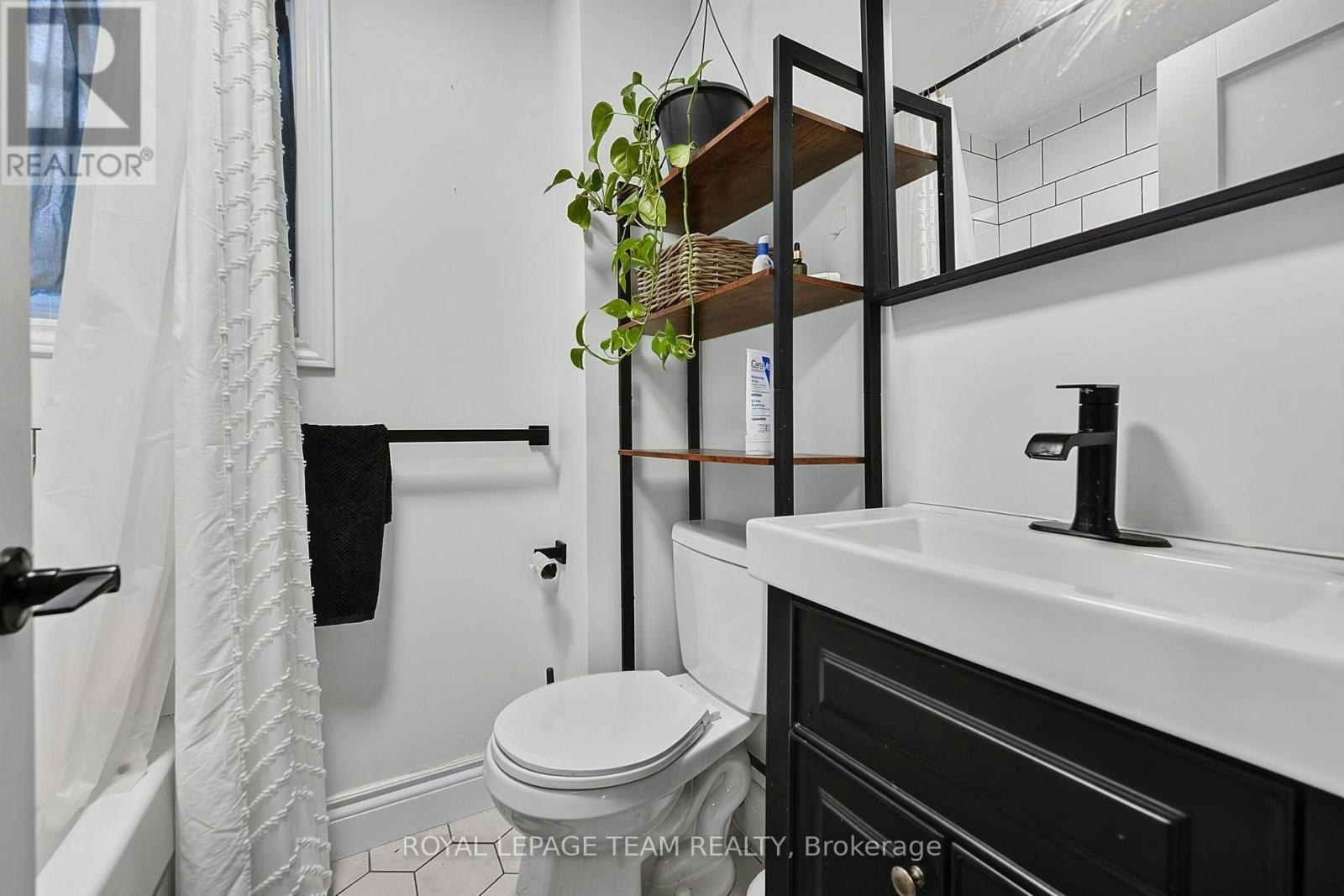 353 Arlington Avenue, Ottawa, ON, K1R 6Z2 - 16