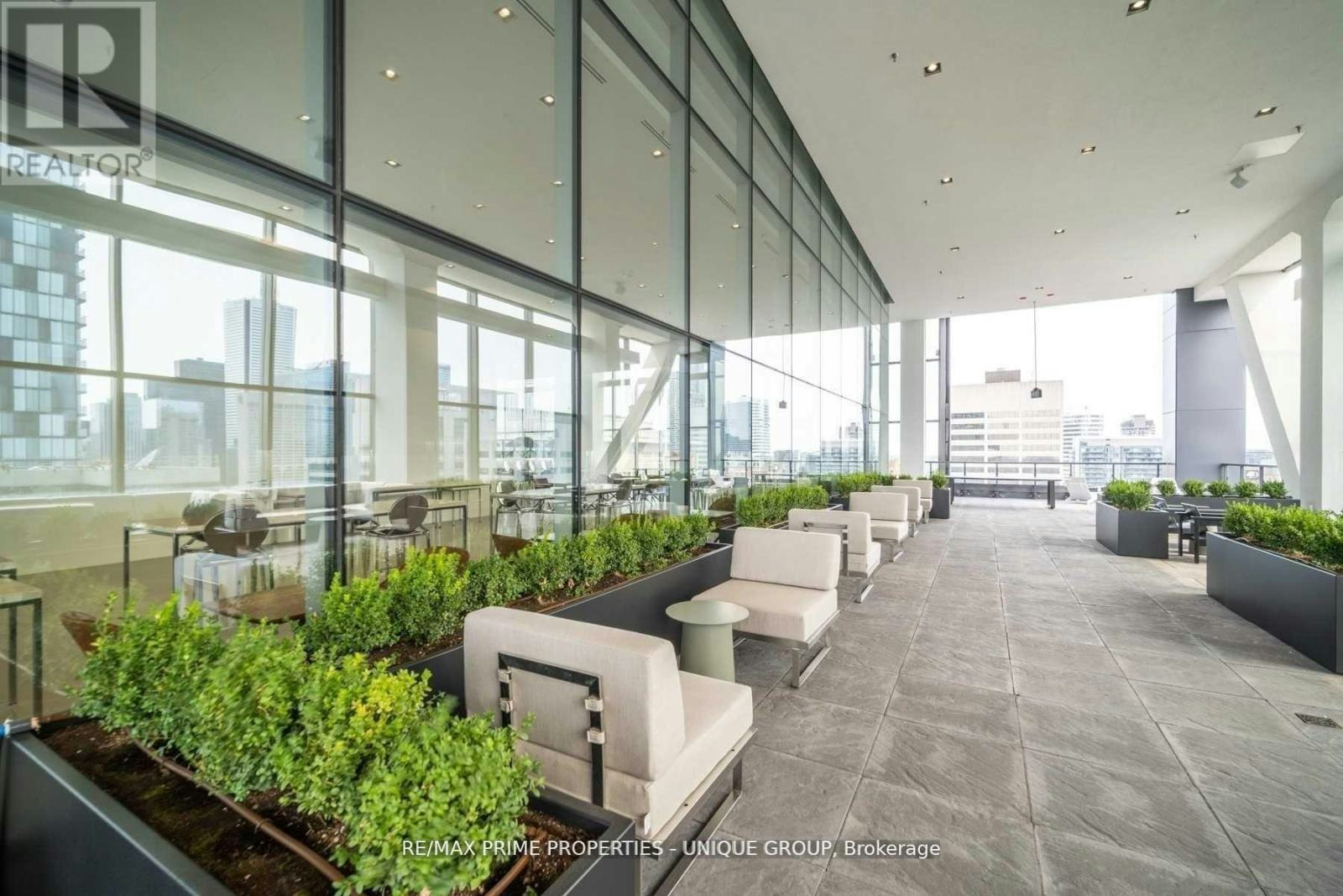 5002-488 University Avenue, Toronto, ON, M5G 0C1 - 35