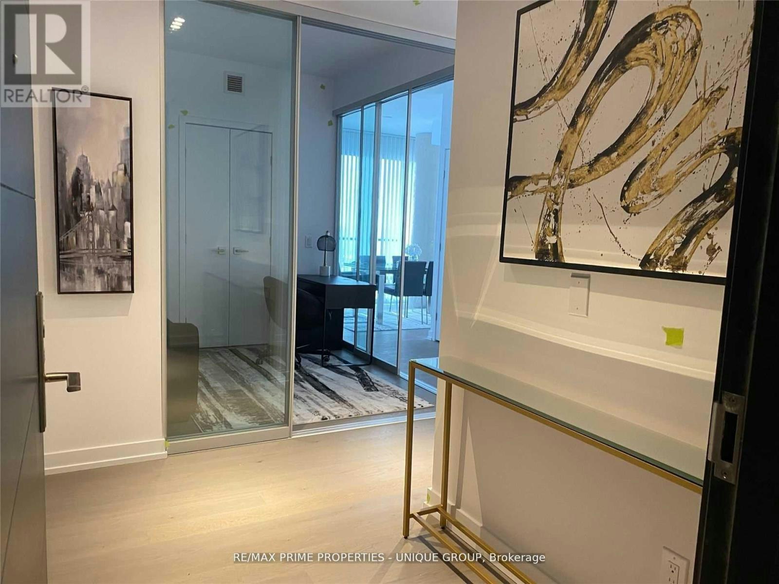 5002-488 University Avenue, Toronto, ON, M5G 0C1 - 3