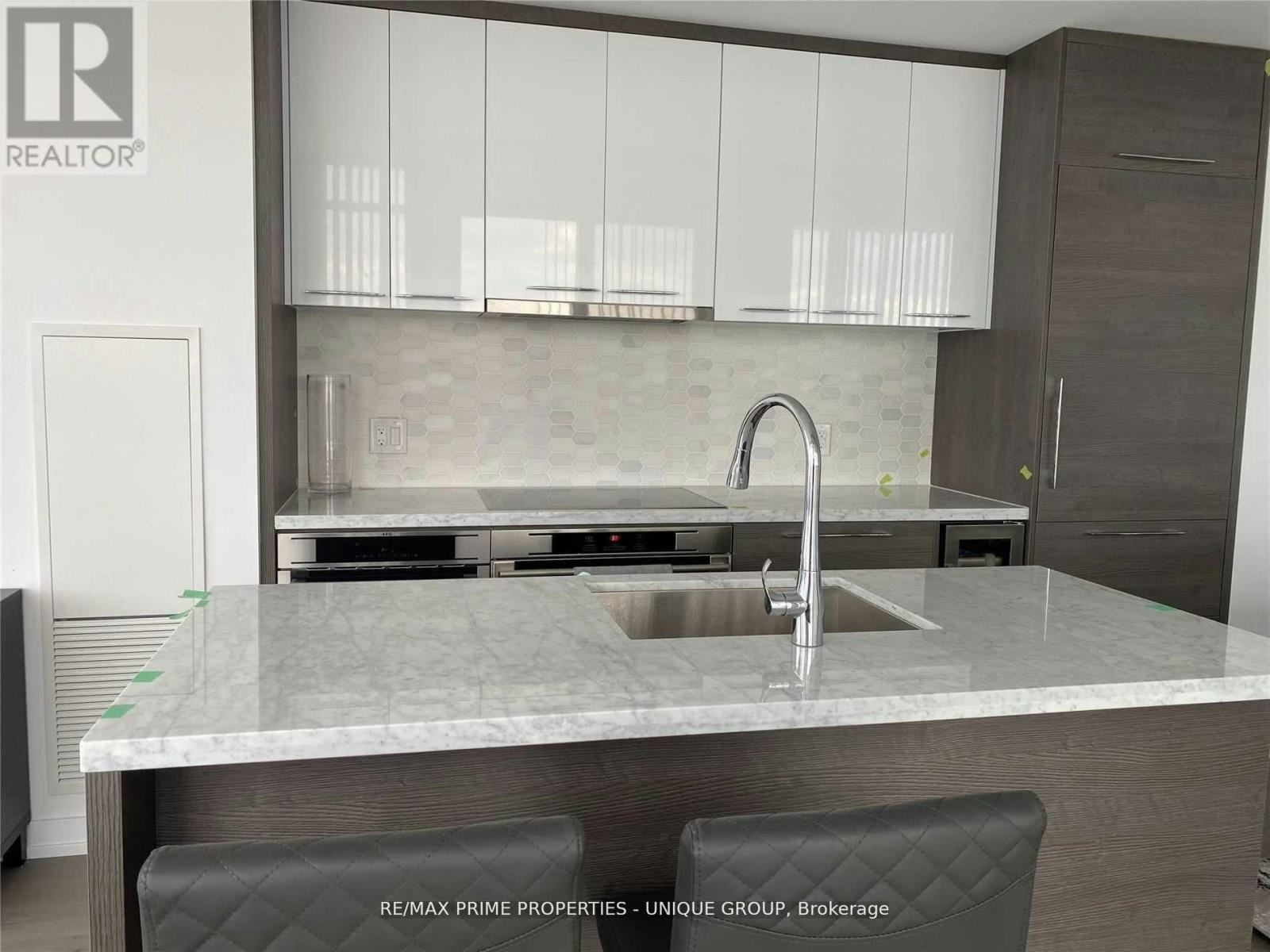 5002-488 University Avenue, Toronto, ON, M5G 0C1 - 8