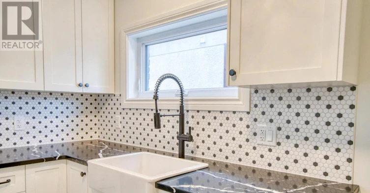 2-238 Bruyere Street, Ottawa, ON, K1N 5E3 - 5