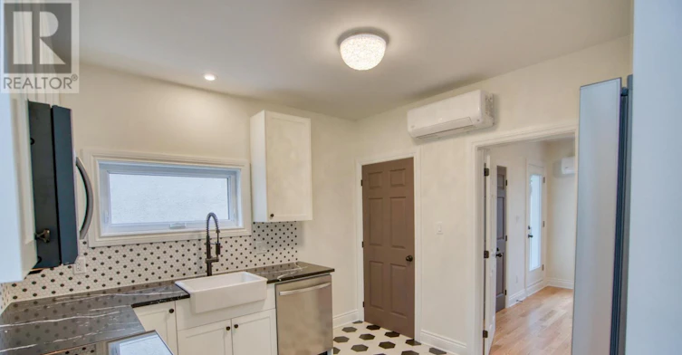 2-238 Bruyere Street, Ottawa, ON, K1N 5E3 - 3