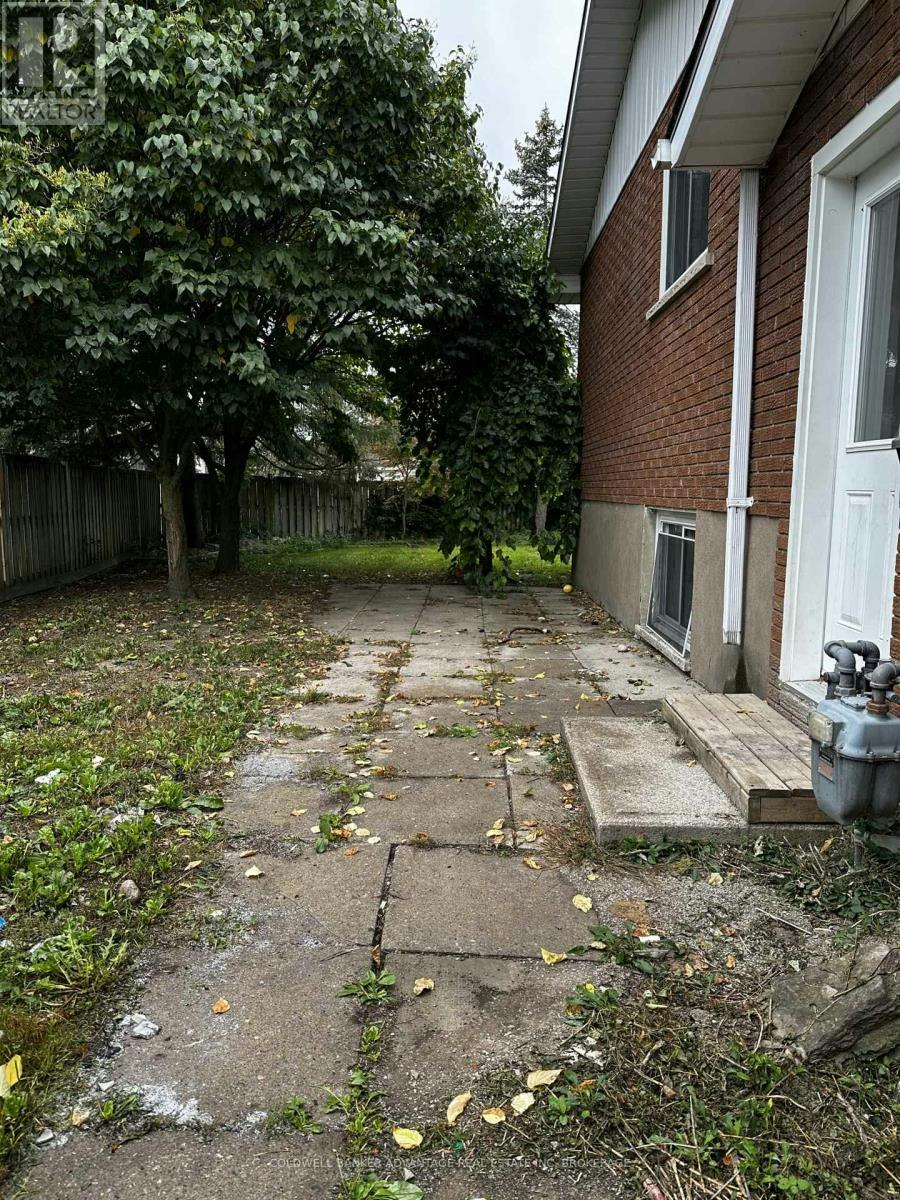 23 Fairlawn Crescent, Welland, ON, L3C 5Z2 - 18