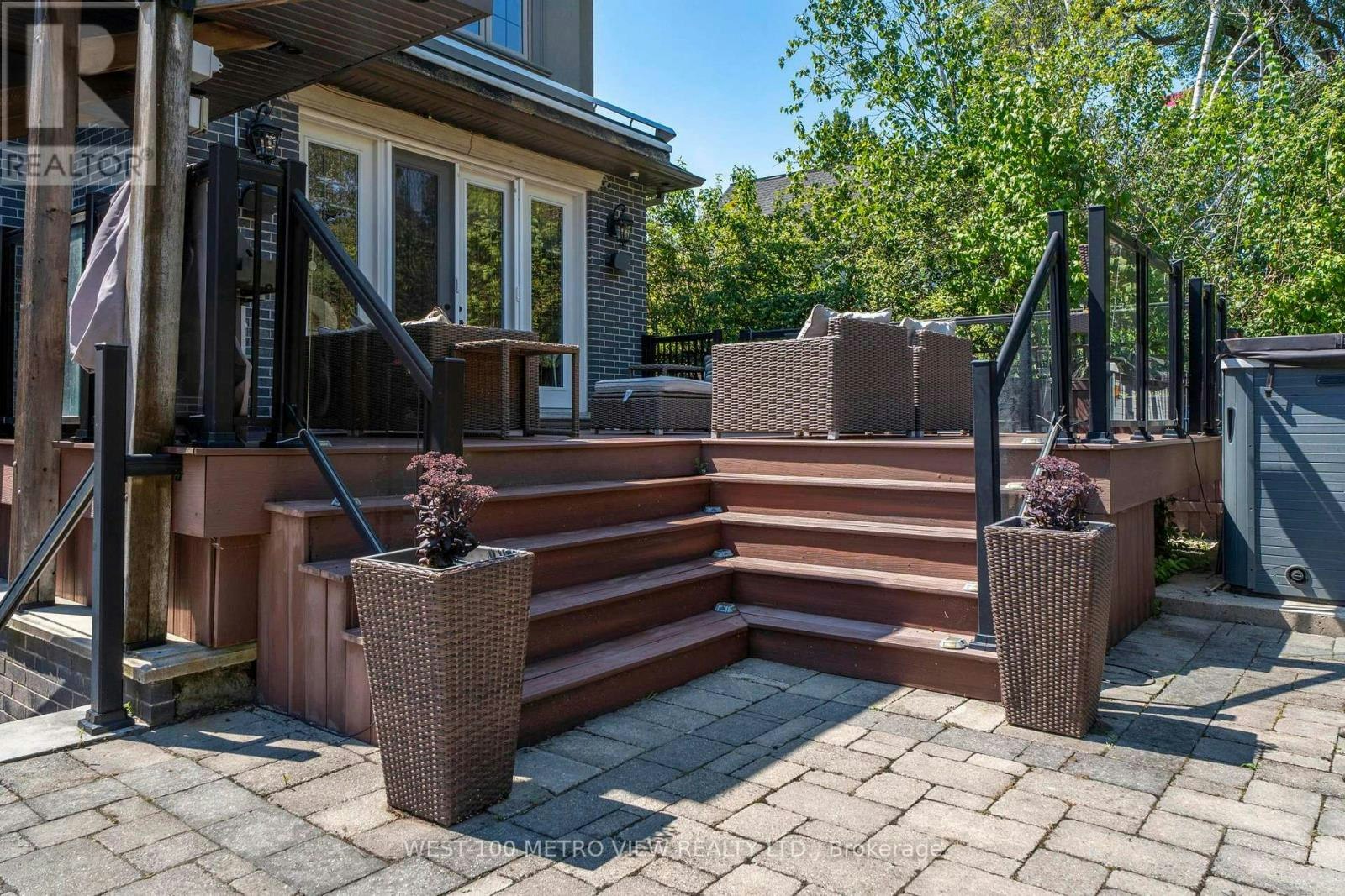 3495 Joan Drive, Mississauga, ON, L5B 1T7 - 6
