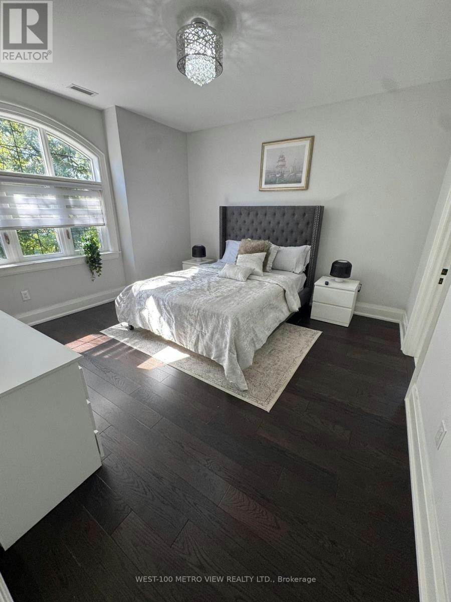 3495 Joan Drive, Mississauga, ON, L5B 1T7 - 16