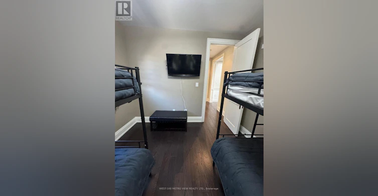 3495 Joan Drive, Mississauga, ON, L5B 1T7 - 10