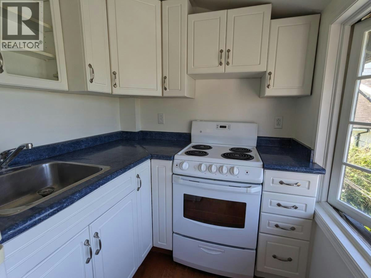 Upper 1-1631 Dunbar Street, Vancouver, BC, V6R 3L7 - 17