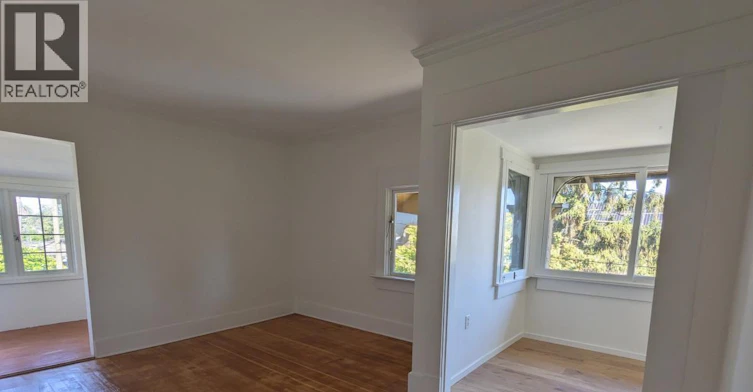 Upper 1-1631 Dunbar Street, Vancouver, BC, V6R 3L7 - 6