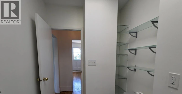 Upper 1-1631 Dunbar Street, Vancouver, BC, V6R 3L7 - 11