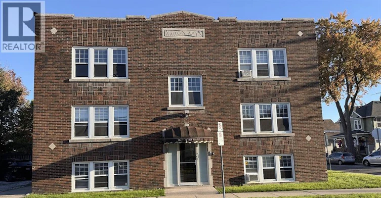 3-1009 Niagara, Windsor, ON, N9A 3V3