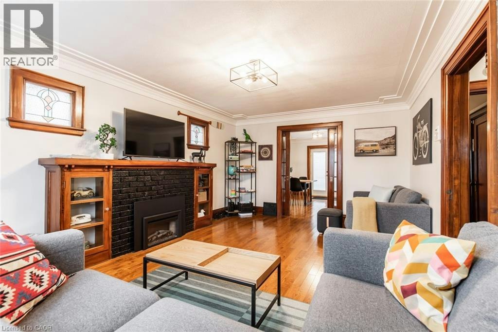 60 Lake Avenue Drive, Hamilton, ON, L8G 3N3 - 6