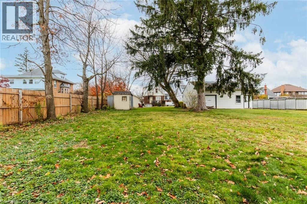 60 Lake Avenue Drive, Hamilton, ON, L8G 3N3 - 26