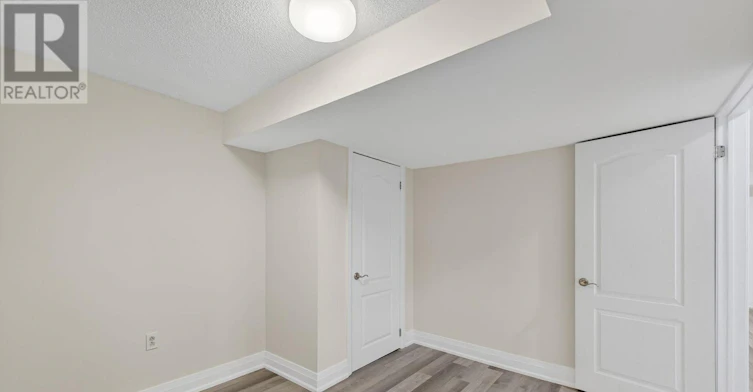 23 Blair Crescent, Barrie, ON, L4M 5Y7 - 17