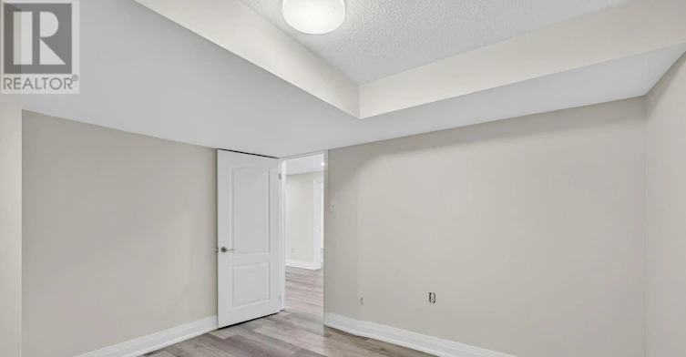 23 Blair Crescent, Barrie, ON, L4M 5Y7 - 16