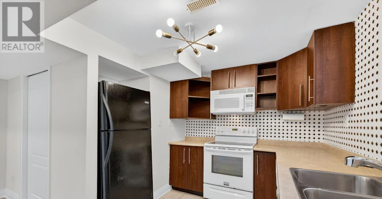 23 Blair Crescent, Barrie, ON, L4M 5Y7 - 10