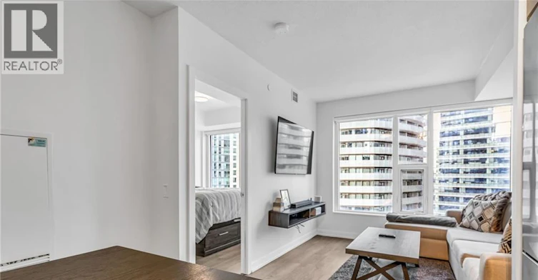 2713-10 York Street, Toronto, ON, M5J 0E1 - 17