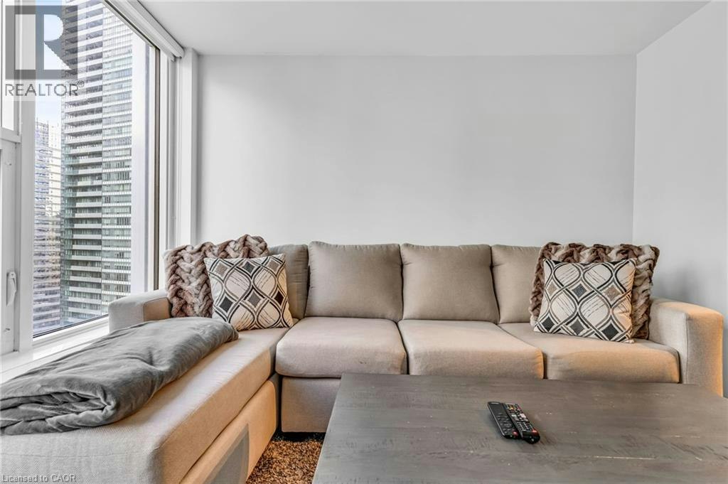 2713-10 York Street, Toronto, ON, M5J 0E1 - 21
