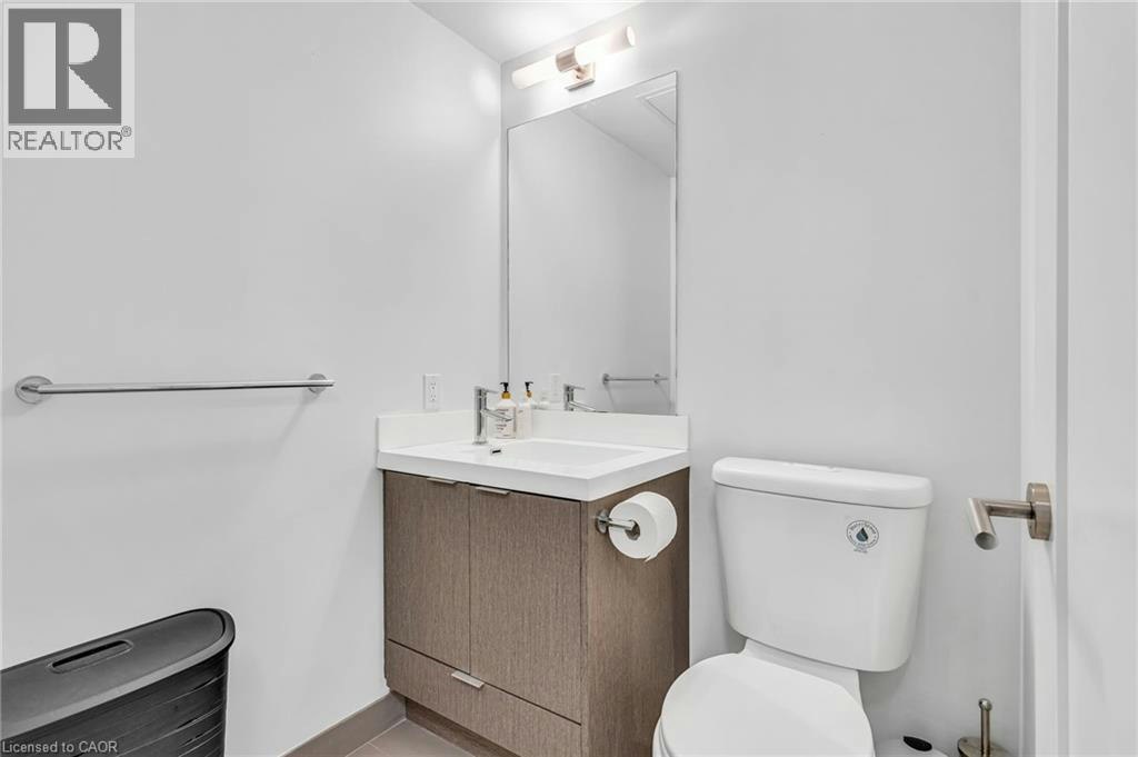 2713-10 York Street, Toronto, ON, M5J 0E1 - 4