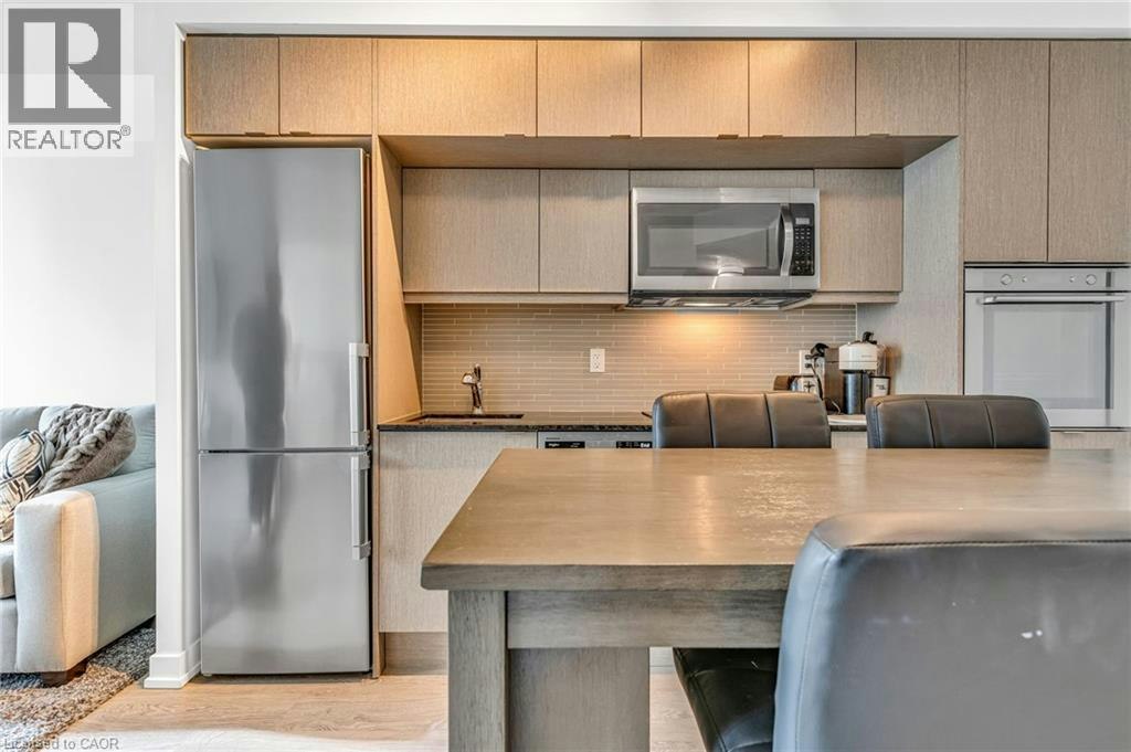 2713-10 York Street, Toronto, ON, M5J 0E1 - 12