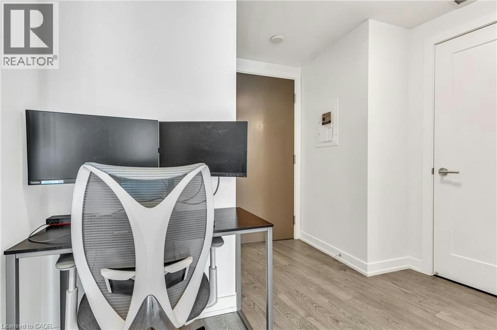2713-10 York Street, Toronto, ON, M5J 0E1 - 7