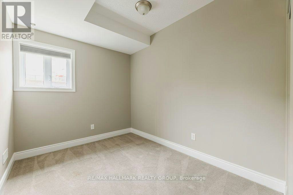 535 Ozawa Private, Ottawa, ON, K1K 4Z8 - 16