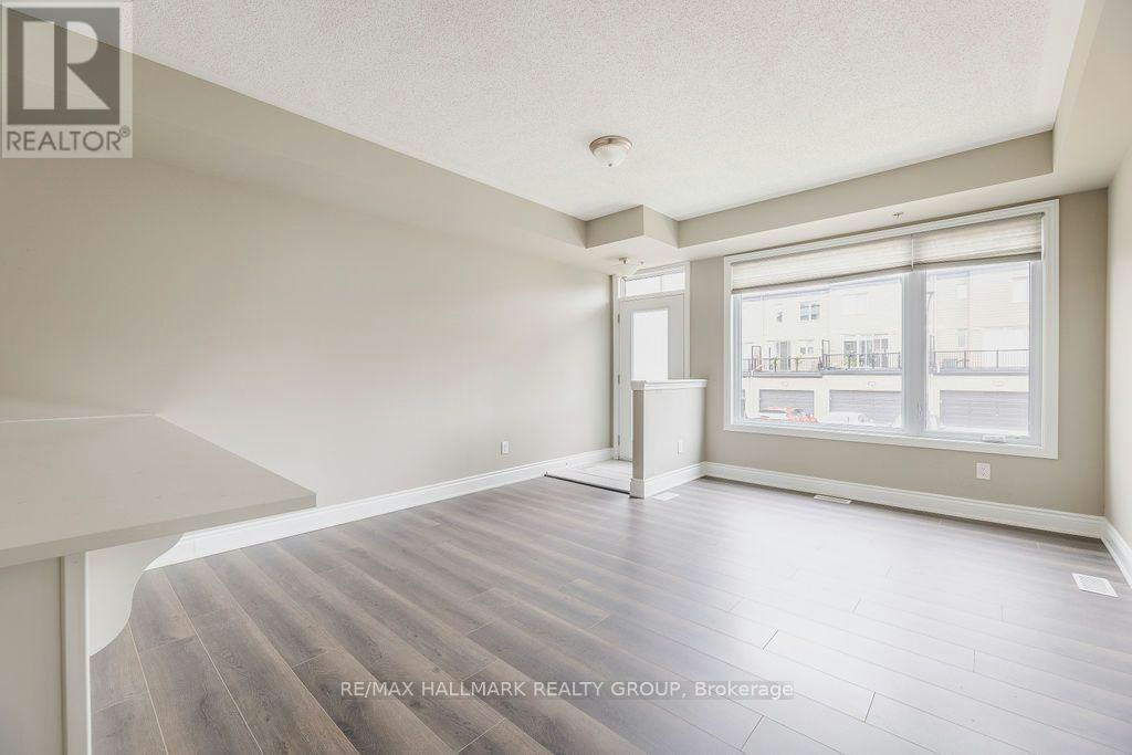 535 Ozawa Private, Ottawa, ON, K1K 4Z8 - 11