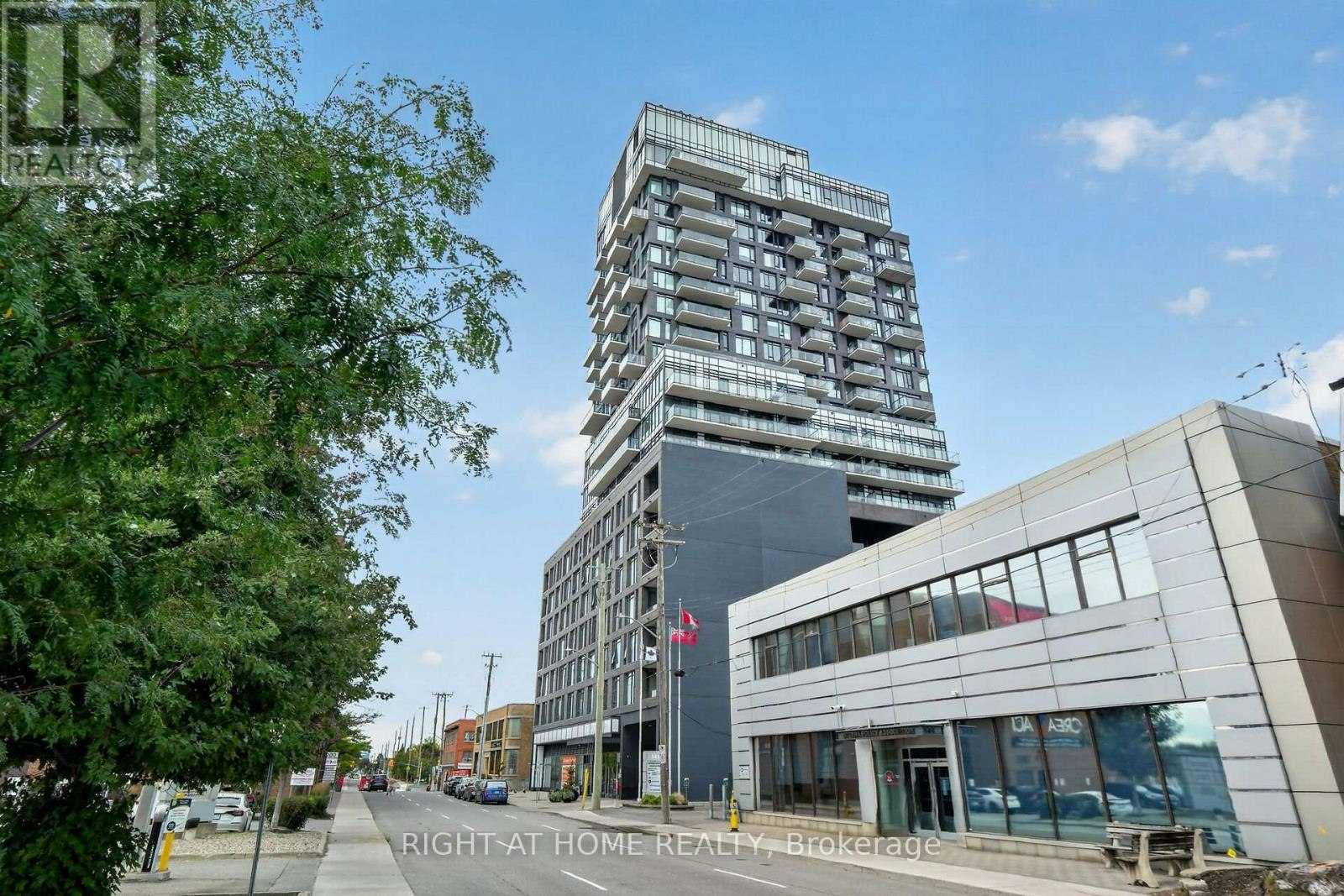 6-203 Catherine Street, Ottawa, ON, K2P 1J5