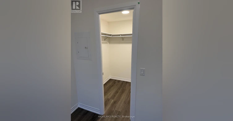 2208-15 Watergarden Drive, Mississauga, ON, L5R 0H4 - 3