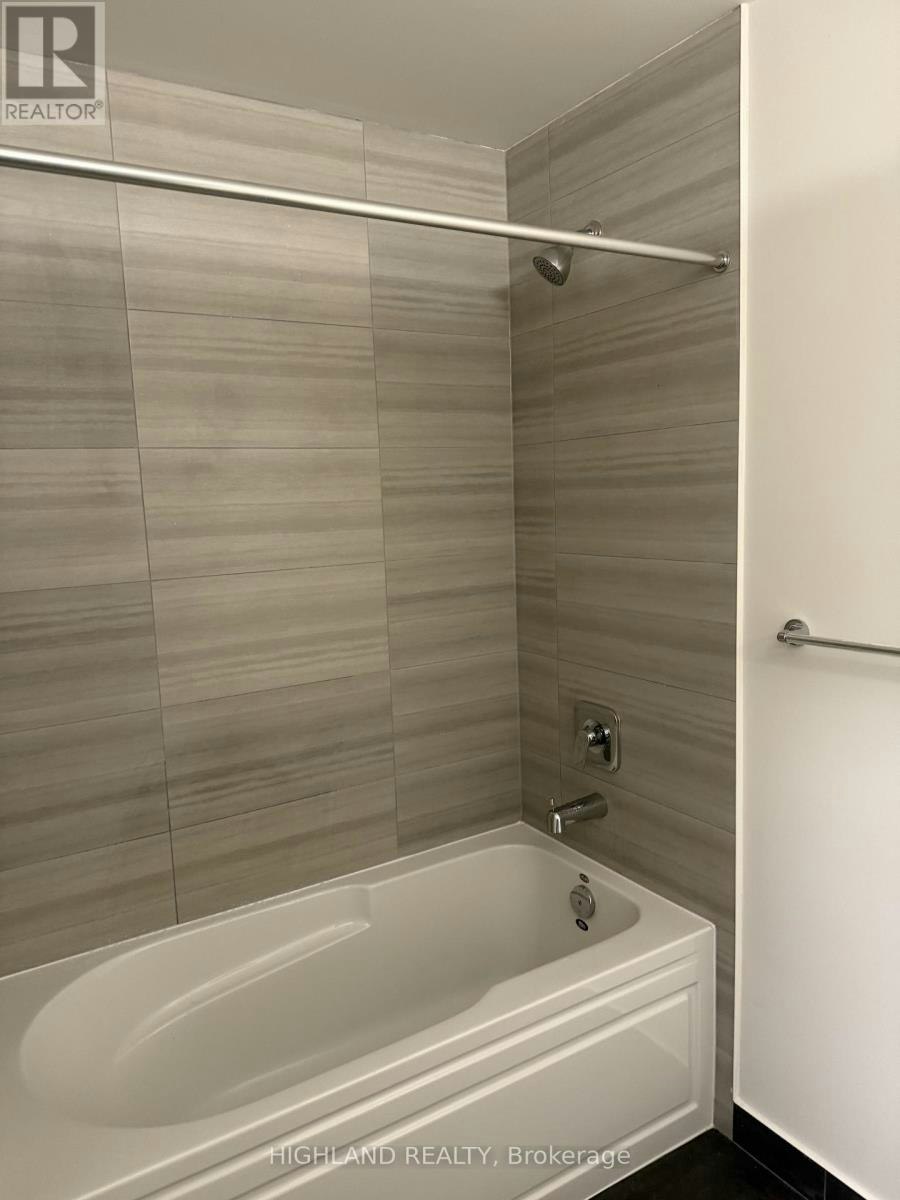 2208-15 Watergarden Drive, Mississauga, ON, L5R 0H4 - 4