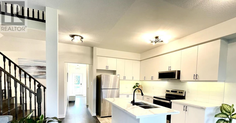 128 Village Gate Drive, Wasaga Beach, ON, L9Z 0J7 - 2