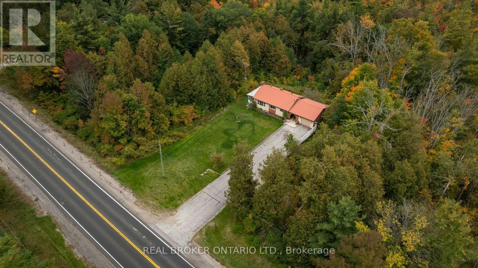 2086 Penetanguishene Road, Oro-Medonte, ON, L4M 4Y8