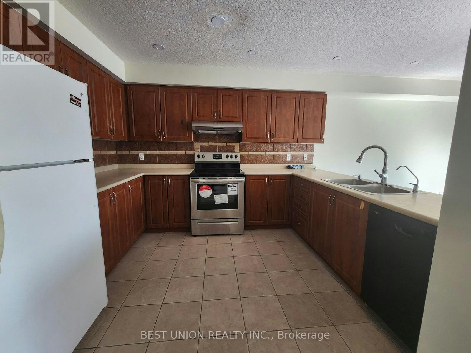 27-468 Doon Drive S, Kitchener, ON, N2P 0A2 - 7