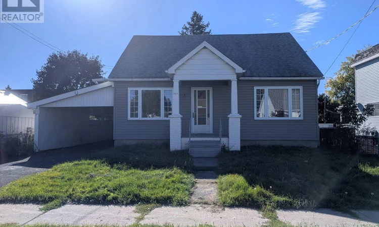 321 Mclean Avenue