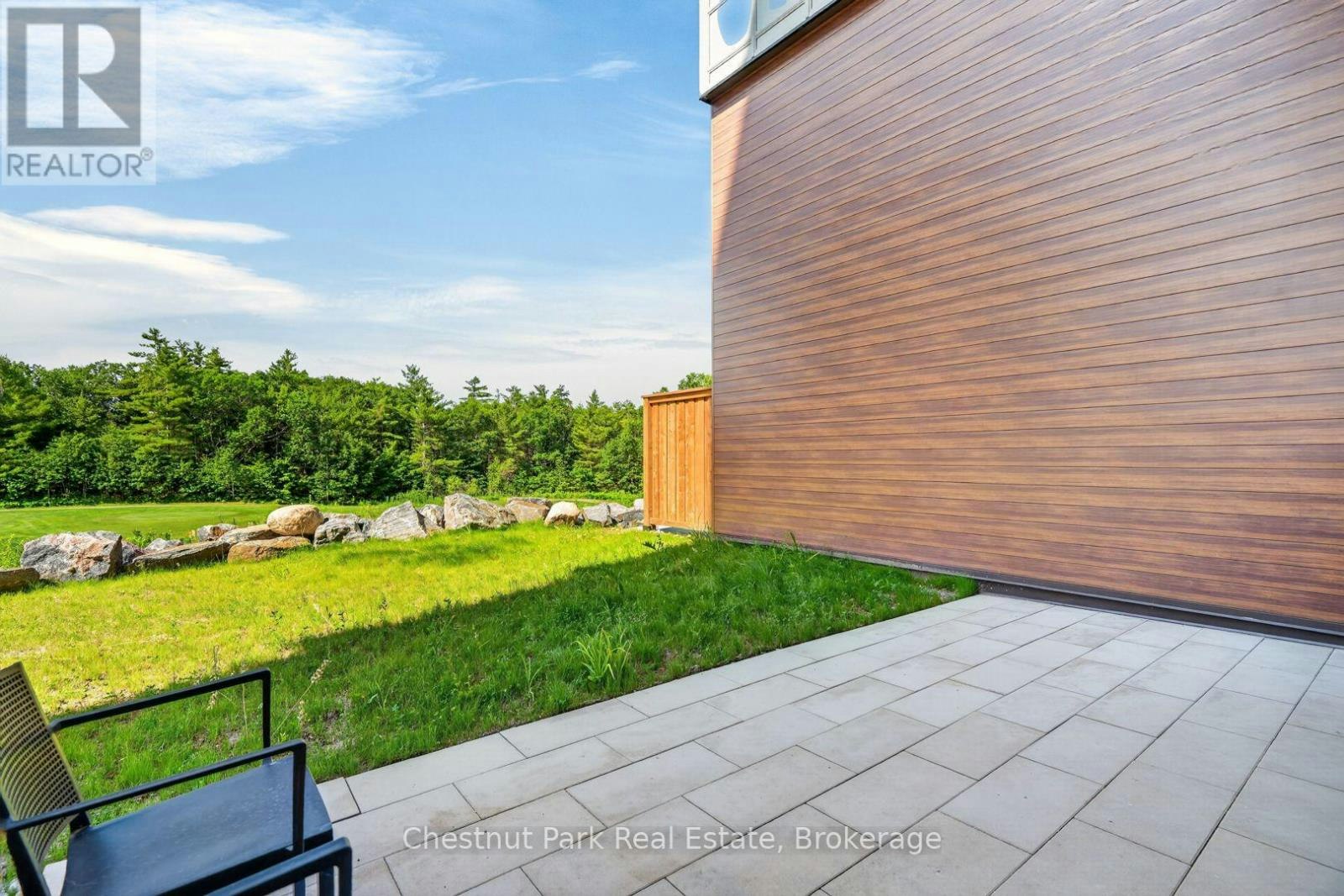 106-100 Carrick Trail, Gravenhurst, ON, P1P 0J5 - 8